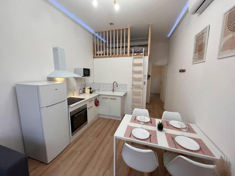Montsejour - Logement Climatise Netflix, Mezzanine Каркассон Экстерьер фото